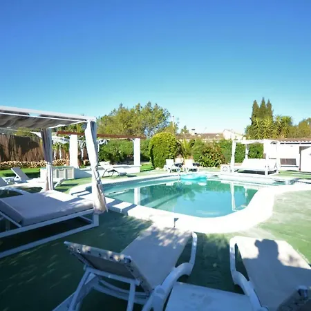 Del Artista Holiday home