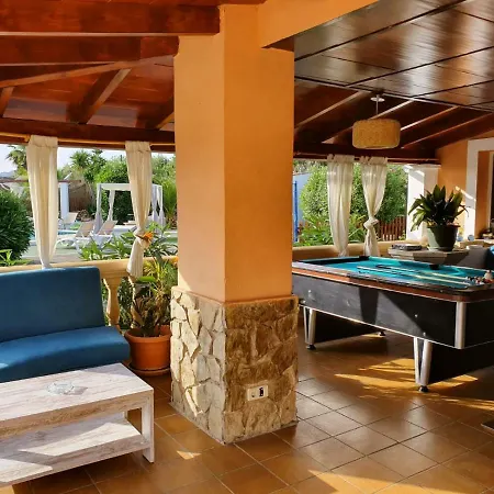 Holiday home Del Artista